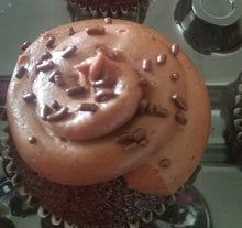 Load image into Gallery viewer, Simple Frosted Cupcakes

